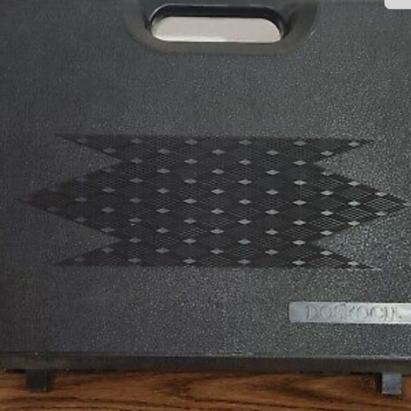 very nice wnt Doskocil pistol case it is extremely nice and is new with tags - Picture 2 of 4